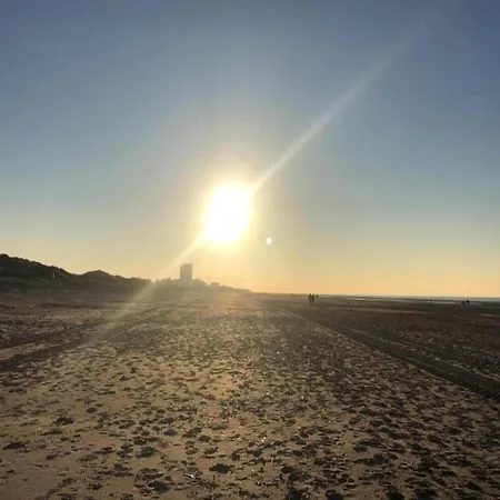 Apartamento Near Koksijde By The Sea, Cleaning Included Sint-Idesbald
